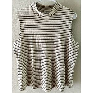 Striped Sleeveless Tee in Black and White